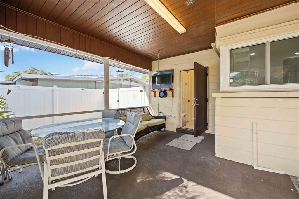 For Sale: $442,000 (3 beds, 1 baths, 1367 Square Feet)