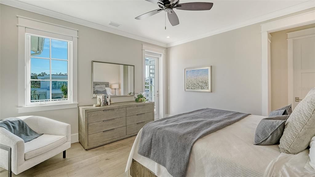 待售: $6,500,000 (5 贝兹, 5 浴室, 5016 平方英尺)