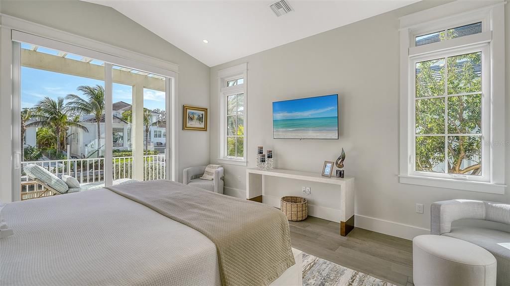 待售: $6,500,000 (5 贝兹, 5 浴室, 5016 平方英尺)