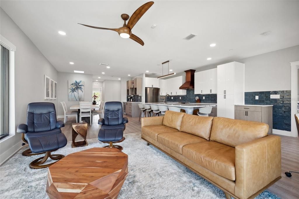 En Venta: $1,500,000 (10 camas, 10 baños, 6424 Pies cuadrados)