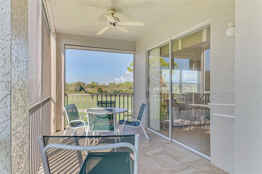 待售: $285,000 (2 贝兹, 2 浴室, 1230 平方英尺)