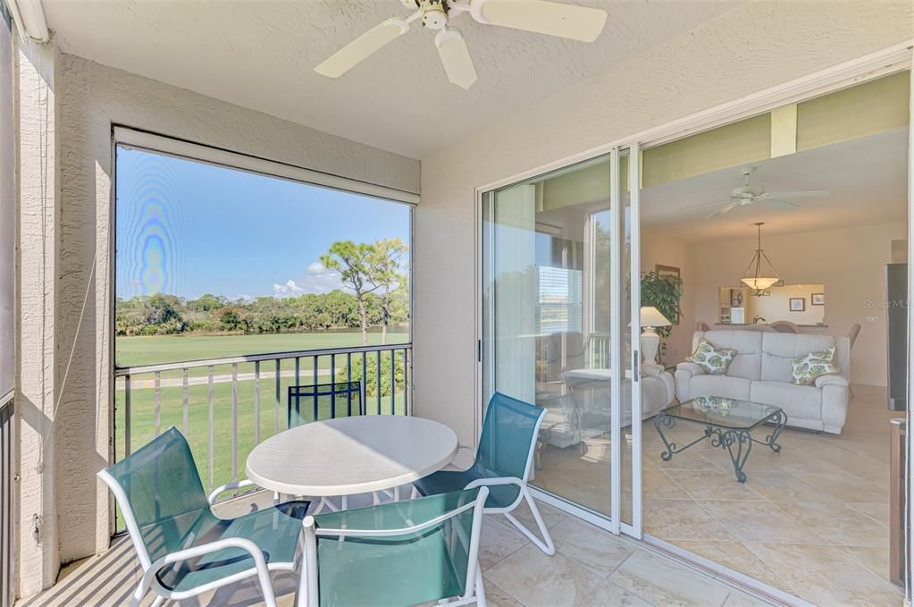 待售: $285,000 (2 贝兹, 2 浴室, 1230 平方英尺)