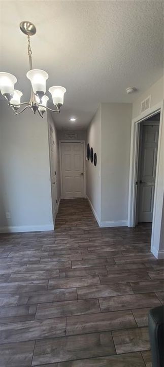 En Venta: $270,000 (3 camas, 2 baños, 1195 Pies cuadrados)