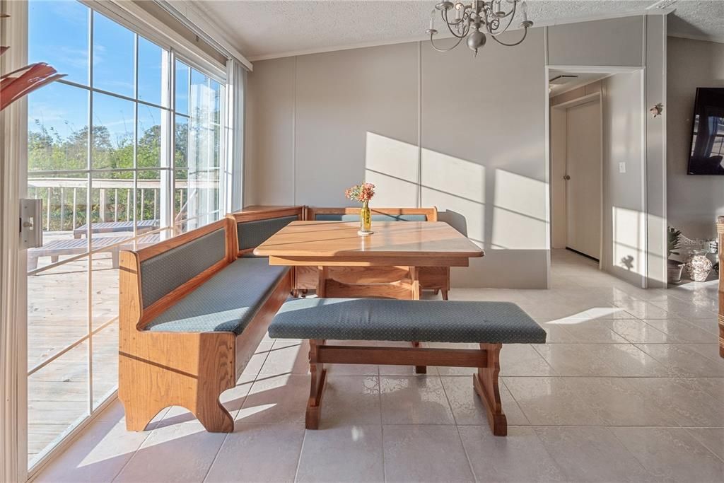 待售: $1,700,000 (3 贝兹, 2 浴室, 1512 平方英尺)