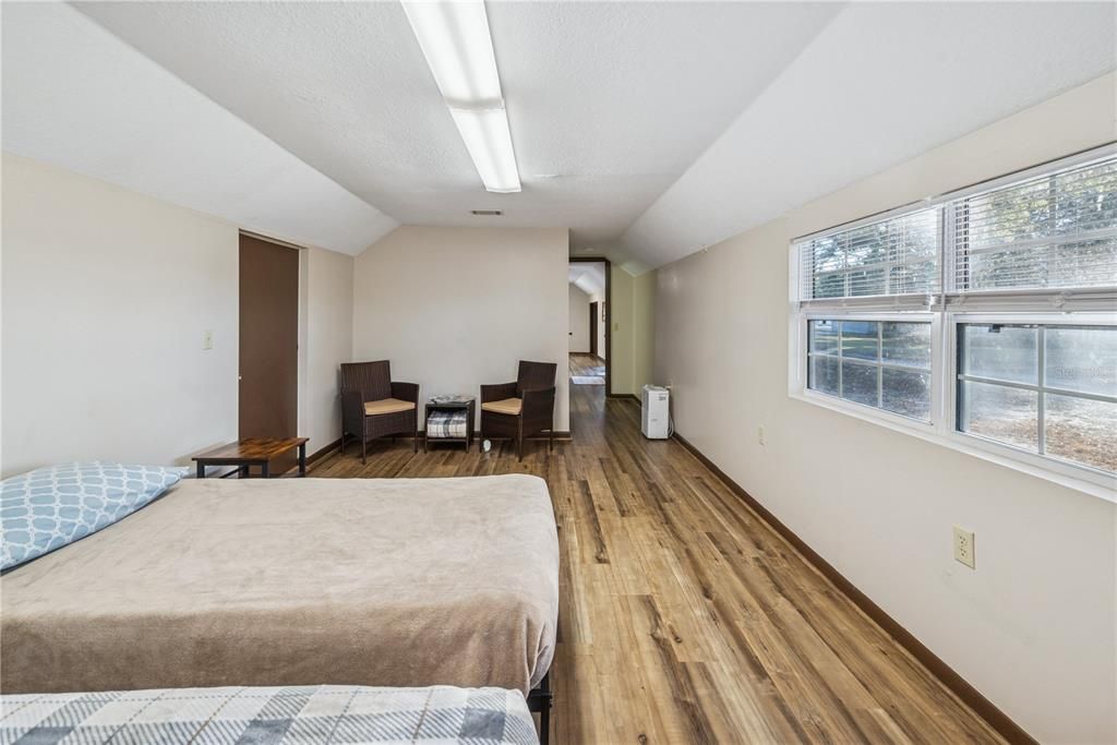 待售: $1,700,000 (3 贝兹, 2 浴室, 1512 平方英尺)