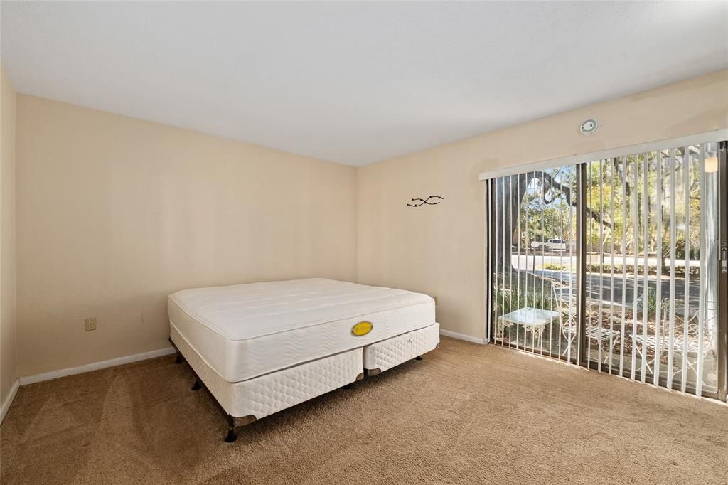 На продажу: $156,000 (3 спален, 2 ванн, 1242 Квадратных фут)