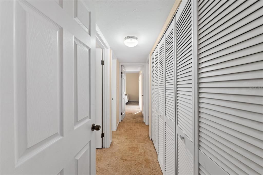 На продажу: $156,000 (3 спален, 2 ванн, 1242 Квадратных фут)