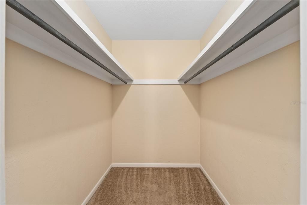 На продажу: $156,000 (3 спален, 2 ванн, 1242 Квадратных фут)