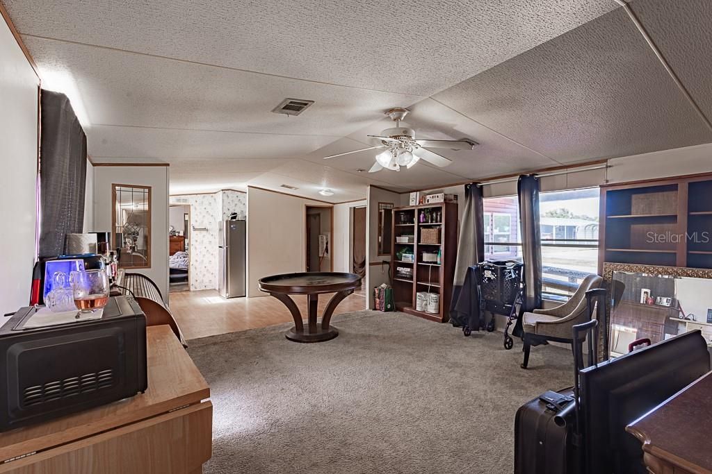 待售: $135,000 (2 贝兹, 2 浴室, 1490 平方英尺)