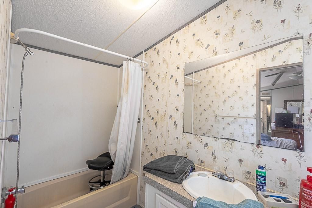 待售: $135,000 (2 贝兹, 2 浴室, 1490 平方英尺)