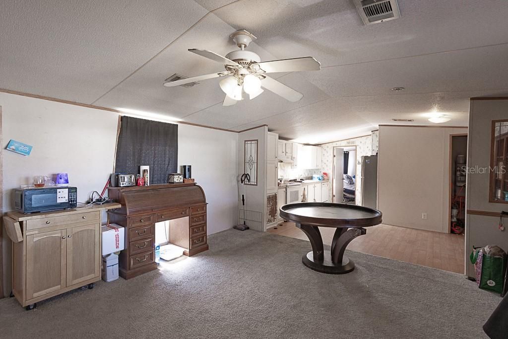 待售: $135,000 (2 贝兹, 2 浴室, 1490 平方英尺)