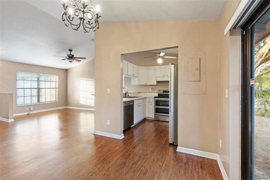 Active With Contract: $319,900 (4 beds, 2 baths, 1887 Square Feet)