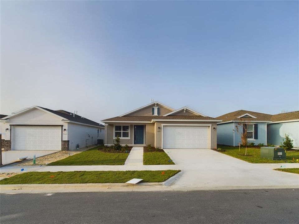 For Rent: $2,300 (3 beds, 2 baths, 1856 Square Feet)