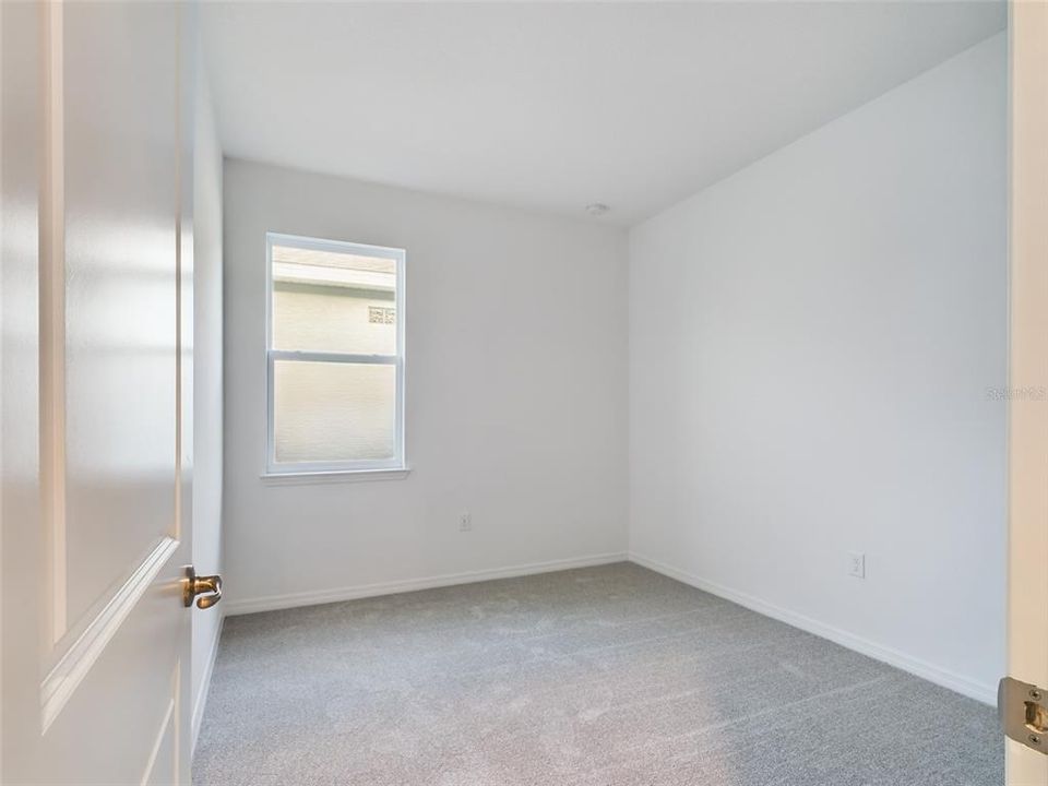 For Rent: $2,300 (3 beds, 2 baths, 1856 Square Feet)