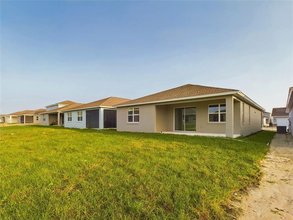 For Rent: $2,300 (3 beds, 2 baths, 1856 Square Feet)