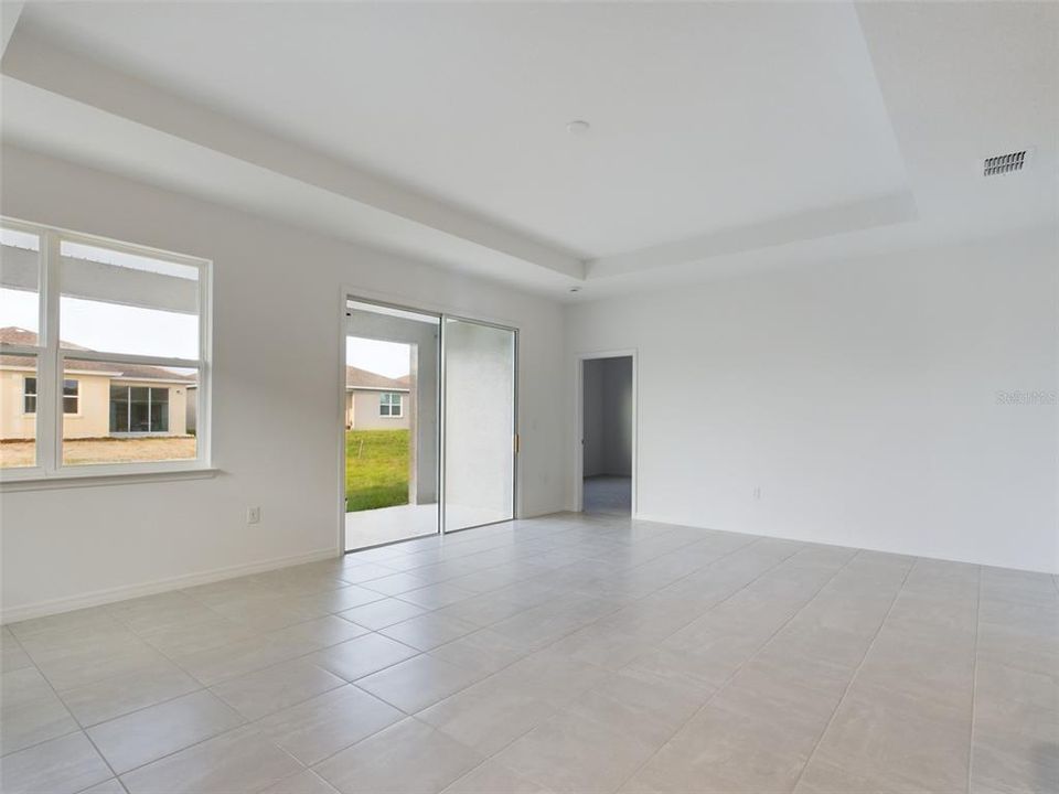 For Rent: $2,300 (3 beds, 2 baths, 1856 Square Feet)