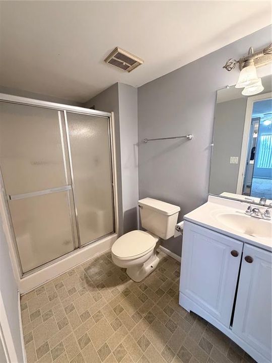 For Rent: $1,500 (2 beds, 2 baths, 980 Square Feet)