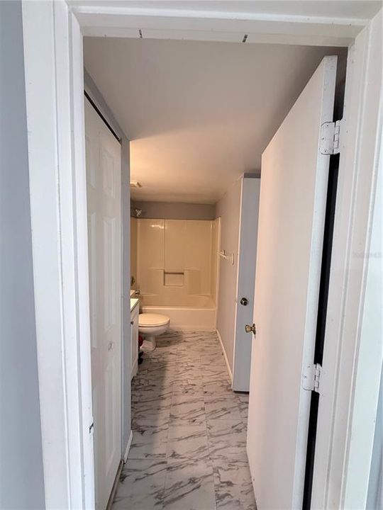 For Rent: $1,500 (2 beds, 2 baths, 980 Square Feet)