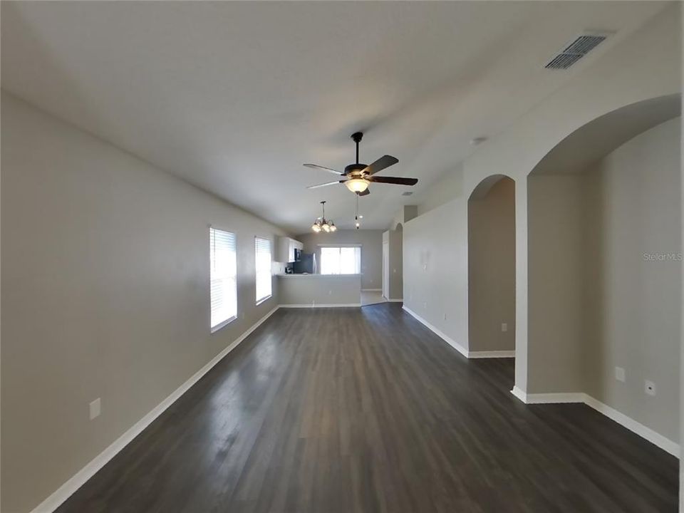 For Rent: $2,039 (3 beds, 2 baths, 1280 Square Feet)