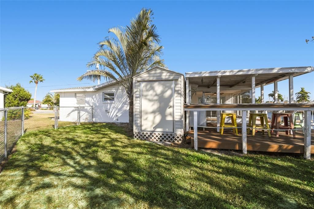 For Sale: $449,900 (2 beds, 2 baths, 1281 Square Feet)