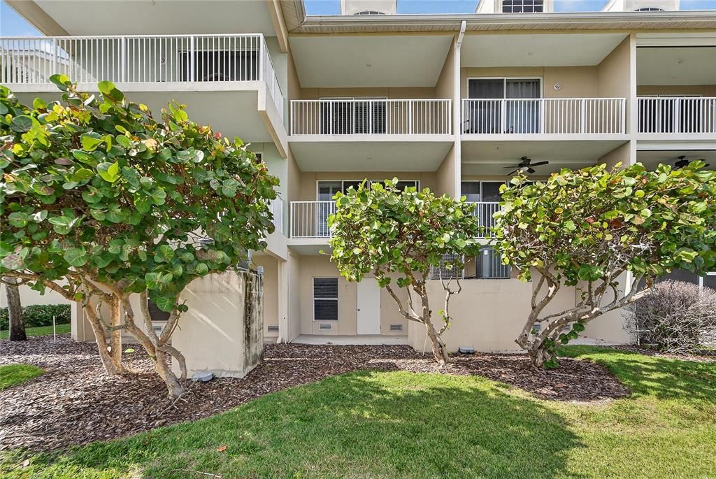 На продажу: $375,000 (3 спален, 3 ванн, 1417 Квадратных фут)