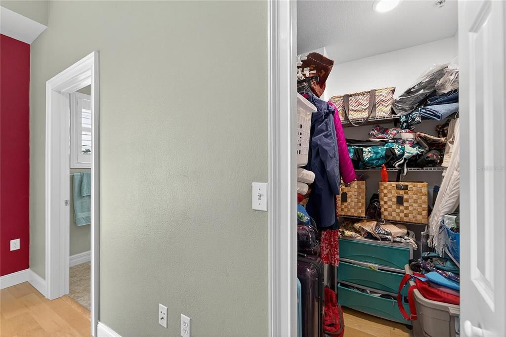 На продажу: $375,000 (3 спален, 3 ванн, 1417 Квадратных фут)