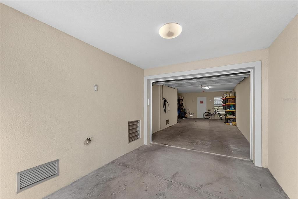 На продажу: $375,000 (3 спален, 3 ванн, 1417 Квадратных фут)