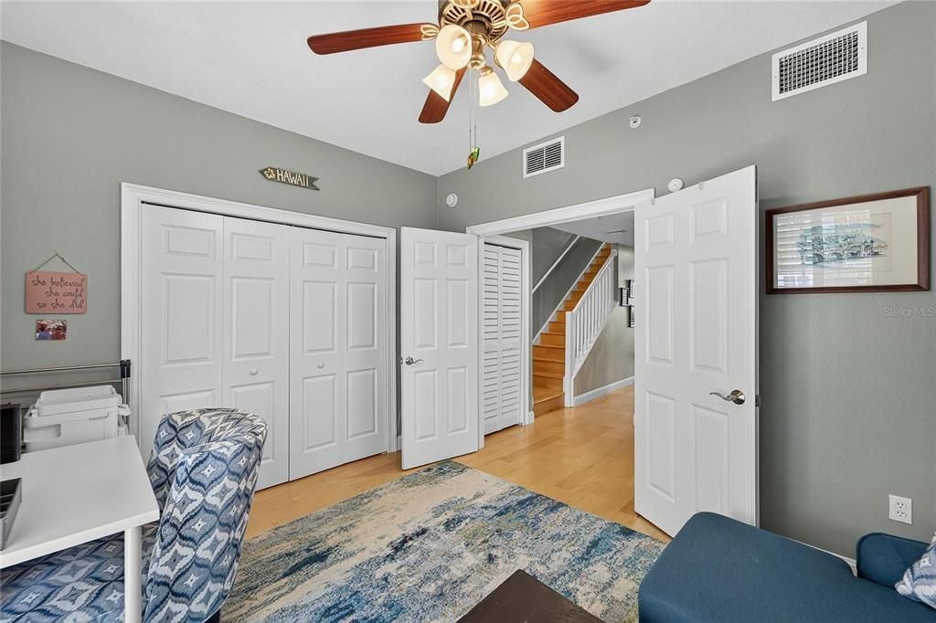 На продажу: $375,000 (3 спален, 3 ванн, 1417 Квадратных фут)