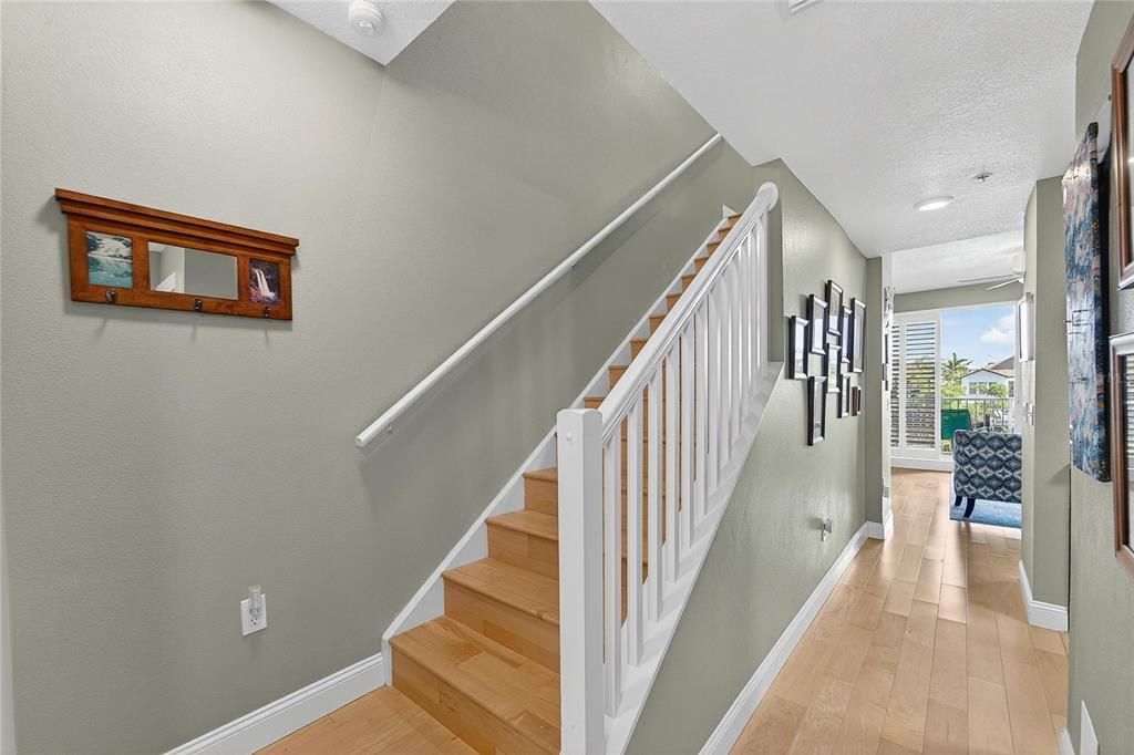 На продажу: $375,000 (3 спален, 3 ванн, 1417 Квадратных фут)