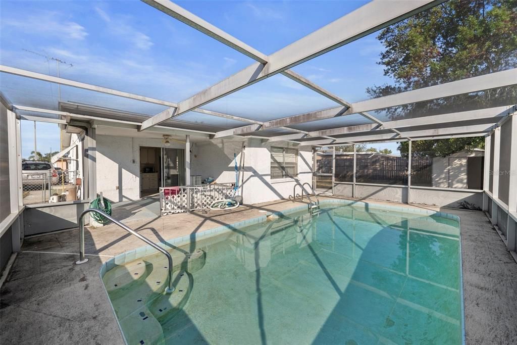 En Venta: $215,000 (2 camas, 1 baños, 1072 Pies cuadrados)