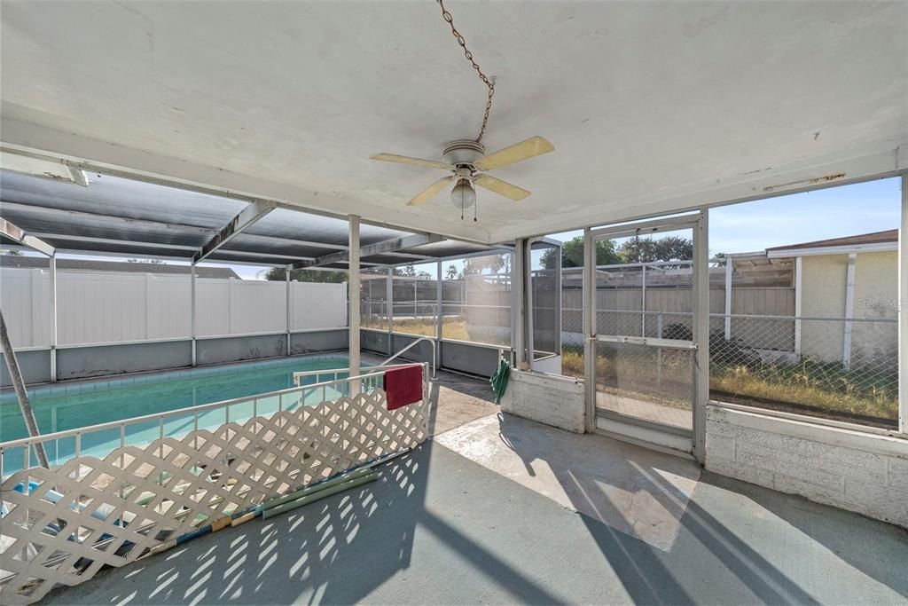 En Venta: $215,000 (2 camas, 1 baños, 1072 Pies cuadrados)