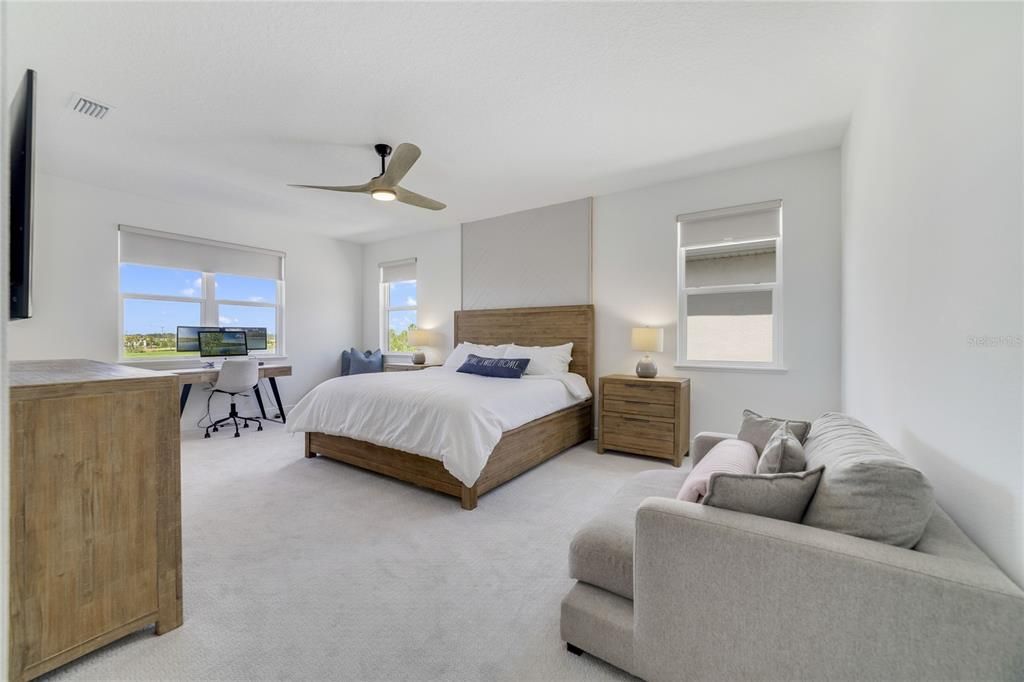 For Sale: $2,149,999 (6 beds, 6 baths, 4954 Square Feet)