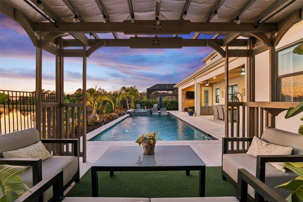 For Sale: $2,149,999 (6 beds, 6 baths, 4954 Square Feet)