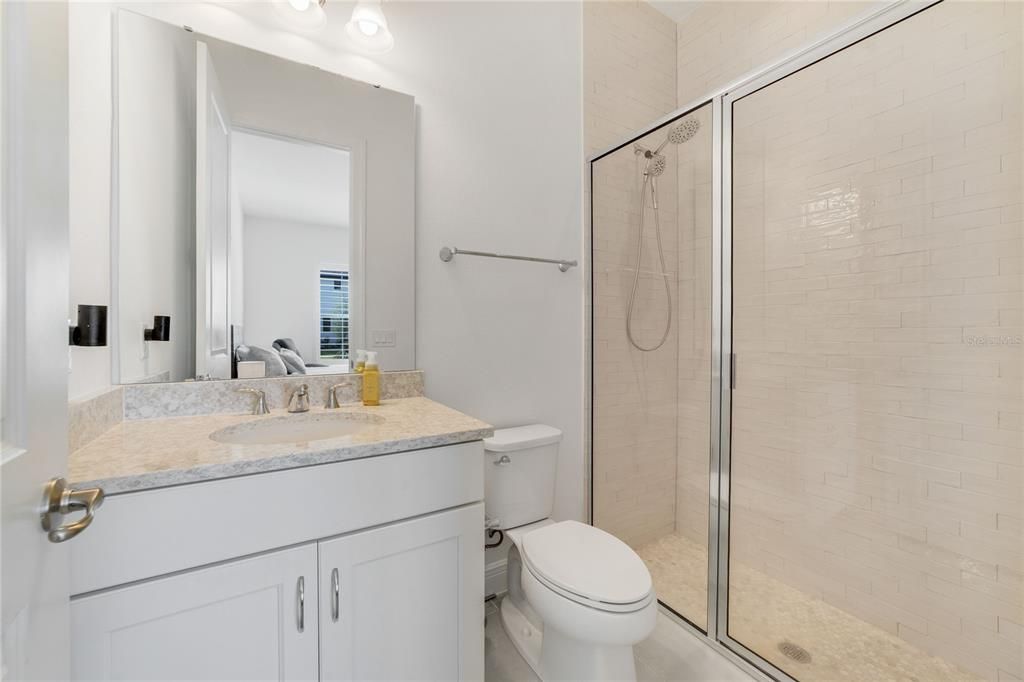 For Sale: $2,149,999 (6 beds, 6 baths, 4954 Square Feet)