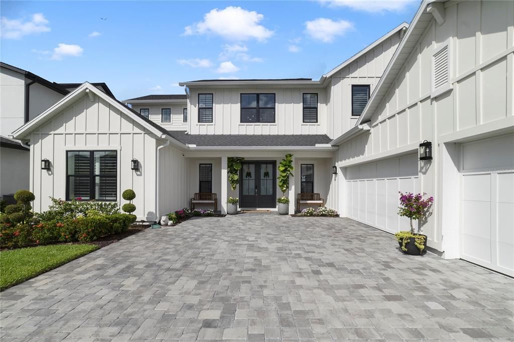 For Sale: $2,149,999 (6 beds, 6 baths, 4954 Square Feet)