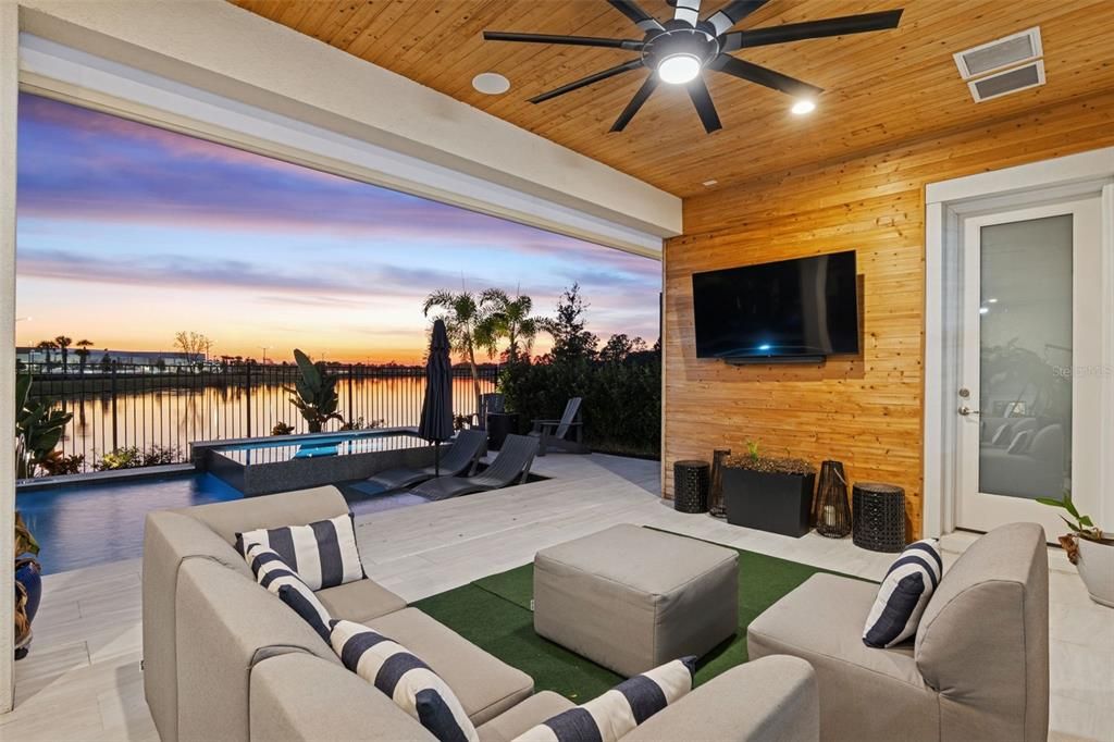 For Sale: $2,149,999 (6 beds, 6 baths, 4954 Square Feet)