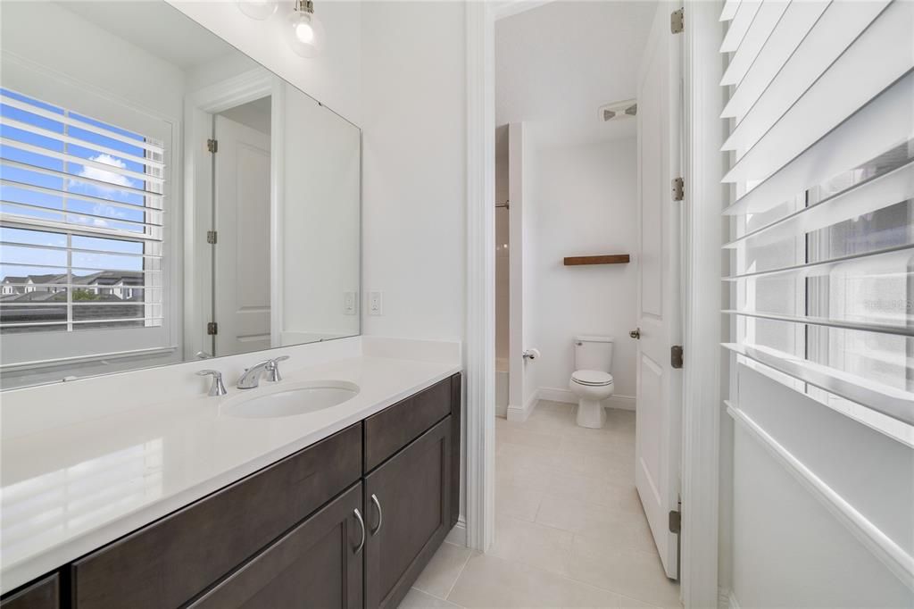 For Sale: $2,149,999 (6 beds, 6 baths, 4954 Square Feet)