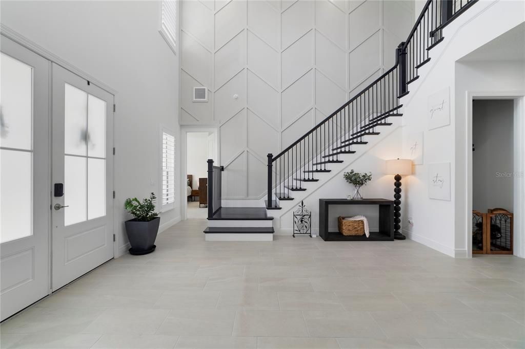 For Sale: $2,149,999 (6 beds, 6 baths, 4954 Square Feet)