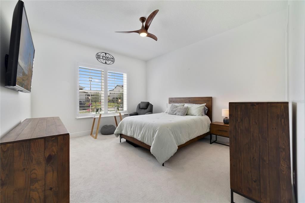 For Sale: $2,149,999 (6 beds, 6 baths, 4954 Square Feet)