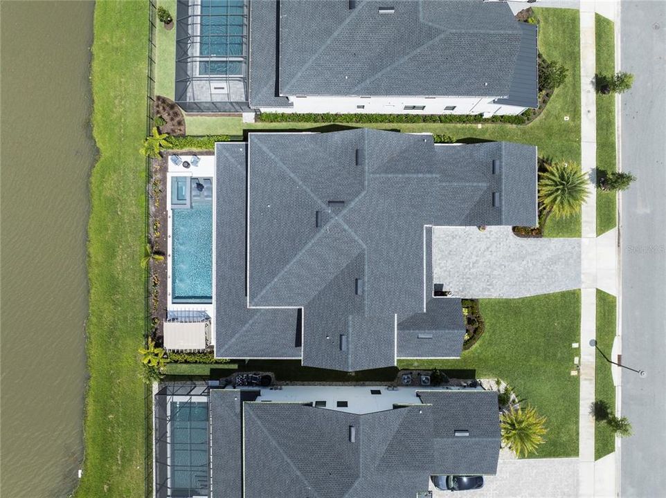 For Sale: $2,149,999 (6 beds, 6 baths, 4954 Square Feet)