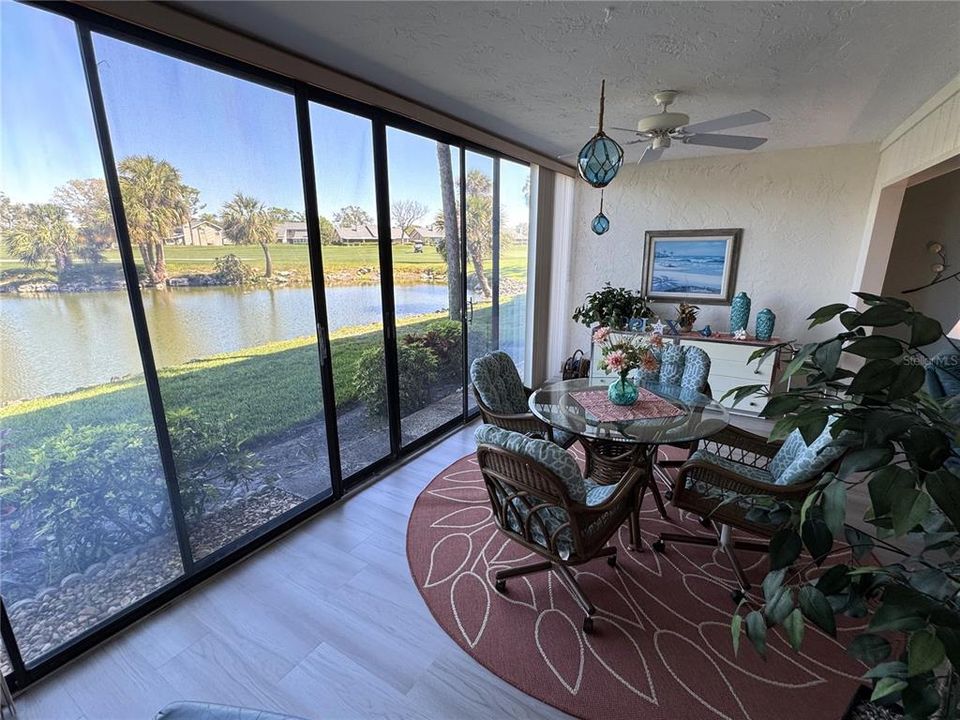 En Venta: $249,900 (2 camas, 2 baños, 1365 Pies cuadrados)