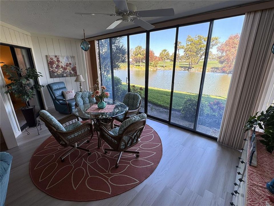 En Venta: $249,900 (2 camas, 2 baños, 1365 Pies cuadrados)