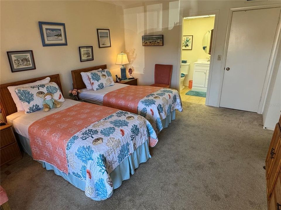 En Venta: $249,900 (2 camas, 2 baños, 1365 Pies cuadrados)