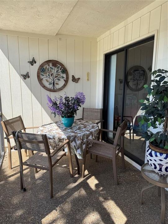 En Venta: $249,900 (2 camas, 2 baños, 1365 Pies cuadrados)