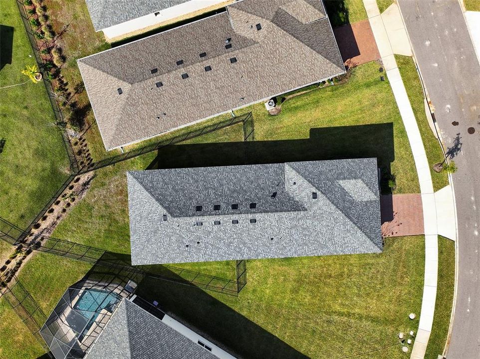 For Sale: $400,000 (3 beds, 2 baths, 1850 Square Feet)