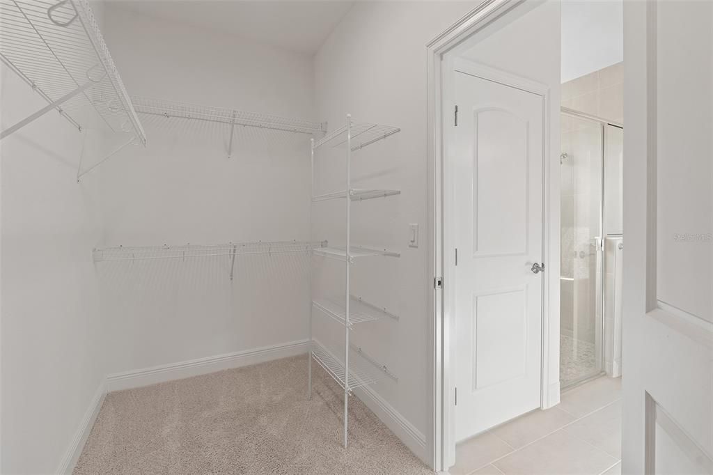 For Sale: $400,000 (3 beds, 2 baths, 1850 Square Feet)