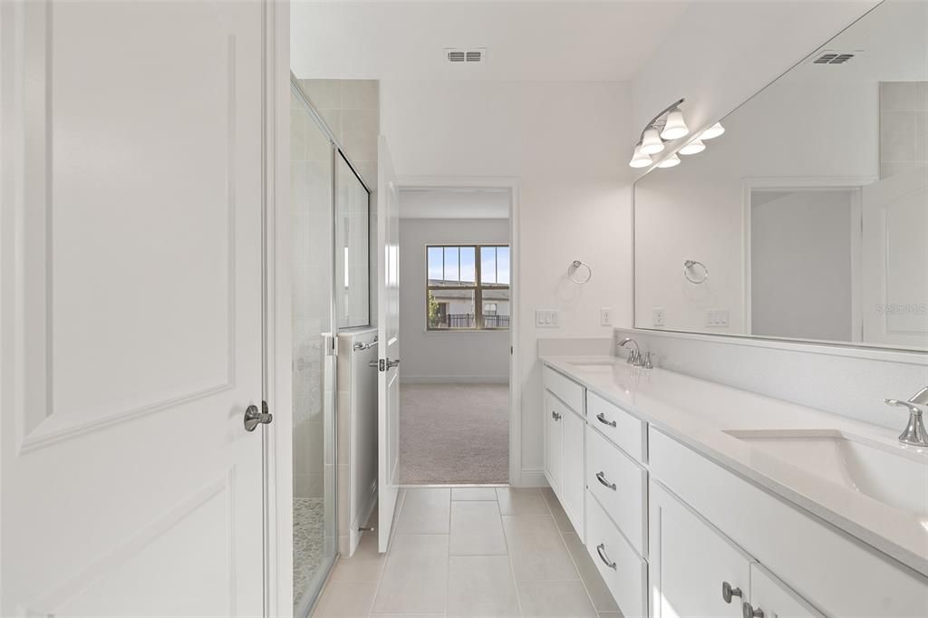 For Sale: $400,000 (3 beds, 2 baths, 1850 Square Feet)