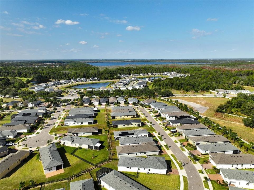 For Sale: $400,000 (3 beds, 2 baths, 1850 Square Feet)