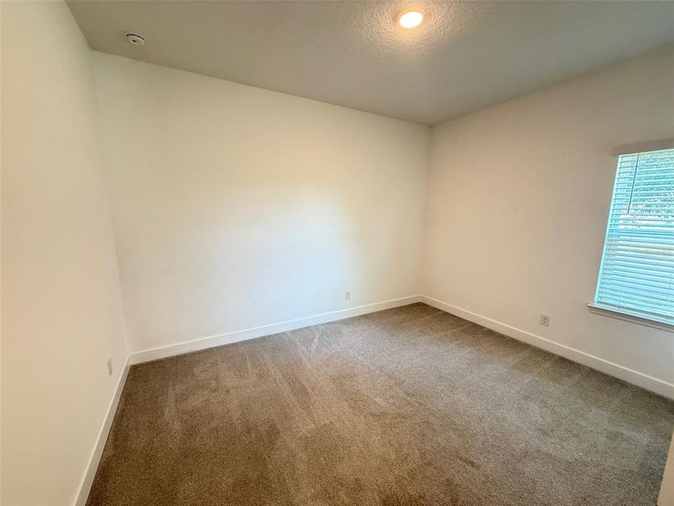 For Rent: $3,095 (4 beds, 4 baths, 2945 Square Feet)