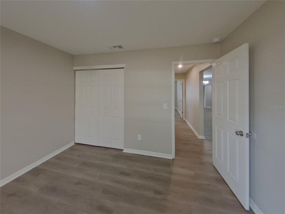 For Rent: $2,279 (4 beds, 2 baths, 1942 Square Feet)